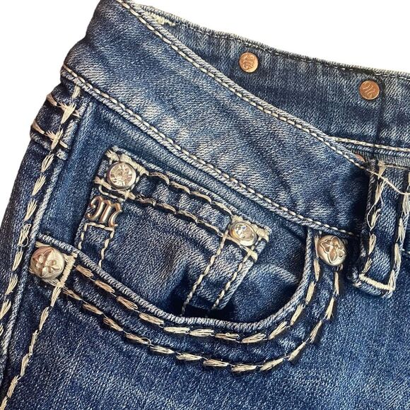 Y2K Miss Me Size 29 Boyfriend Capri Jeans Contrast Stitching Flap Pocket Western - Picture 4 of 12